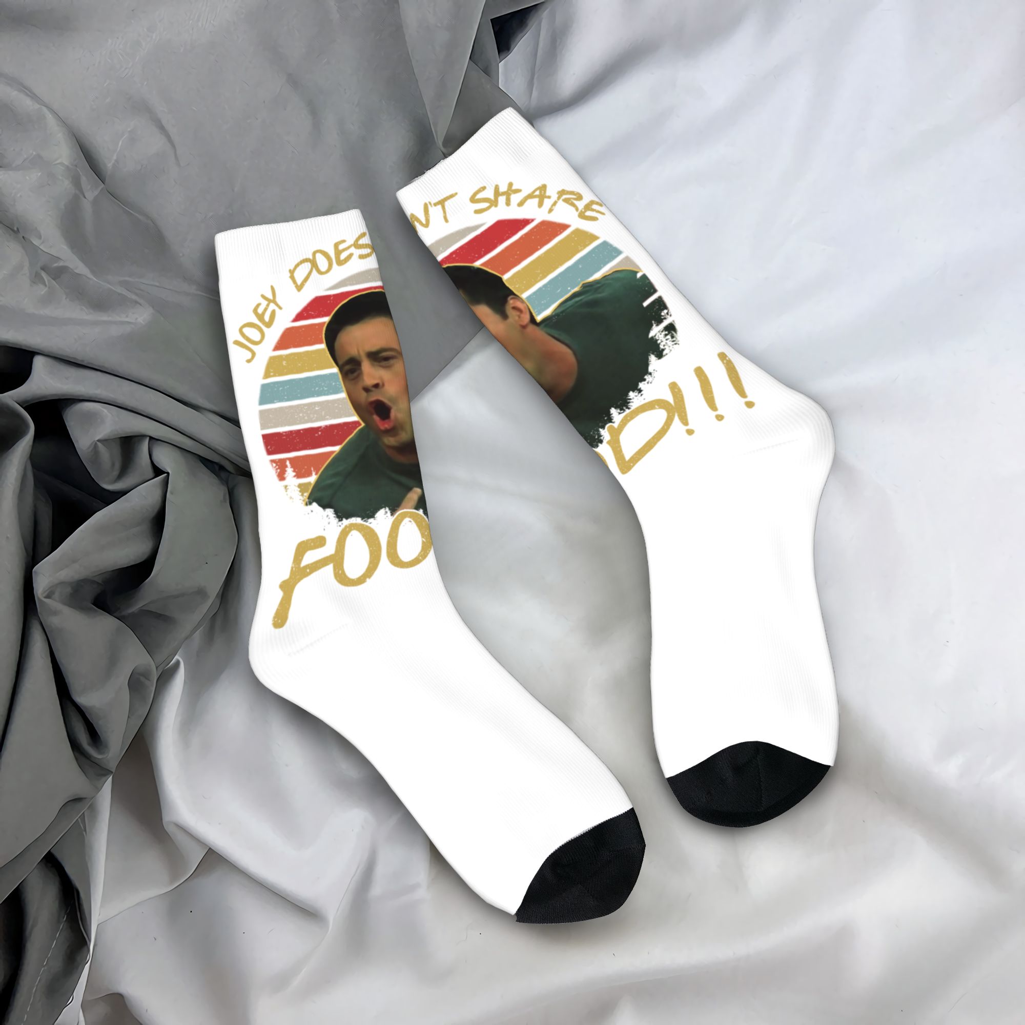No Show Sock Women - ถุงเท้าลายทีวีชุดเพื่อนๆ แบบกำหนดเอง สำหรับผู้ชาย ผู้หญิง และทุกเพศทุกวัย ลายตลก