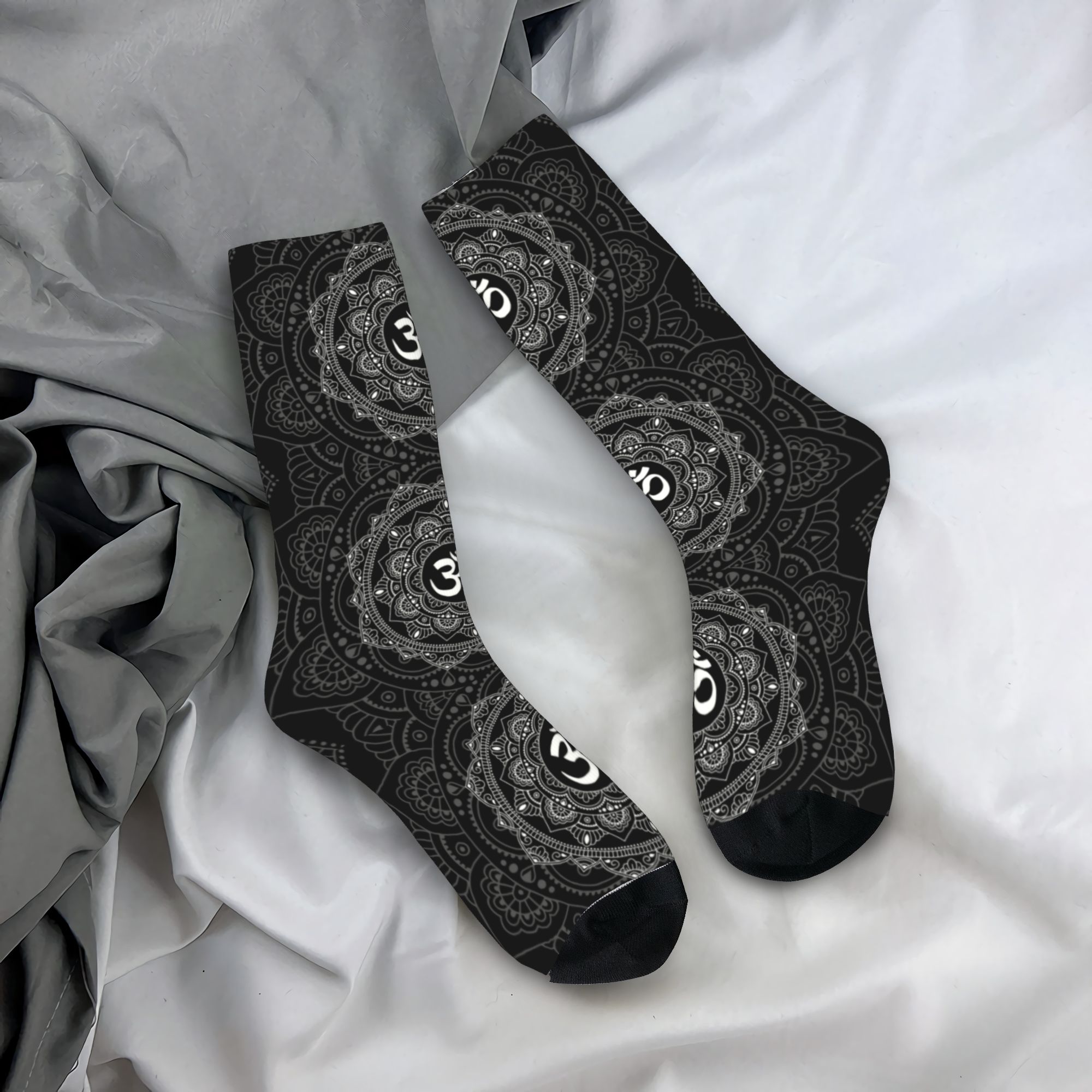 Dress Sock Men - ถุงเท้าลายออมแมนดาลาแบบกำหนดเอง สำหรับผู้ชายและผู้หญิง ถุงเท้าแฟชั่นอบอุ่น สไตล์พุทธศาสนา ออม โยคะ